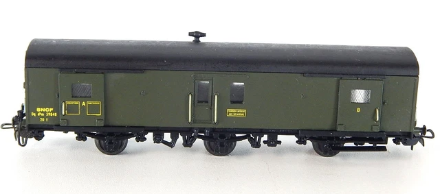 RMA 450 Ho Voiture SNCF DEV Uic B10 2e Classe Verte - Aménagée - Occasion