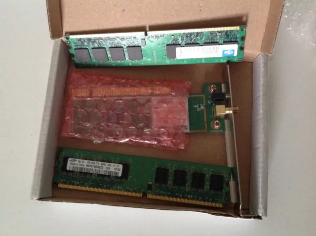 joblot PC RAM DDR 1x 1GB, 1x 2GB, 1x PC Wireless pci card