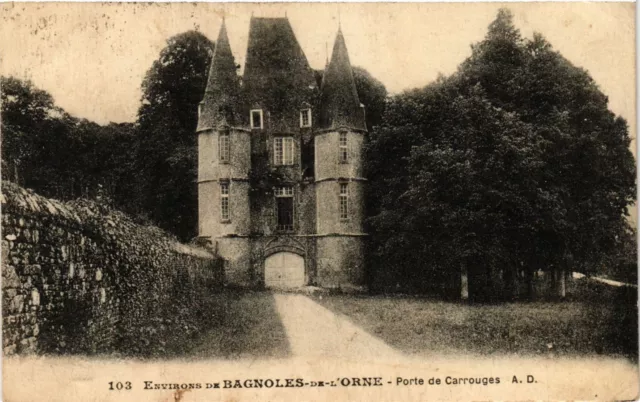 CPA Env. de BAGNOLES-de-l'ORNE - CARRIAGE DOOR (355330)