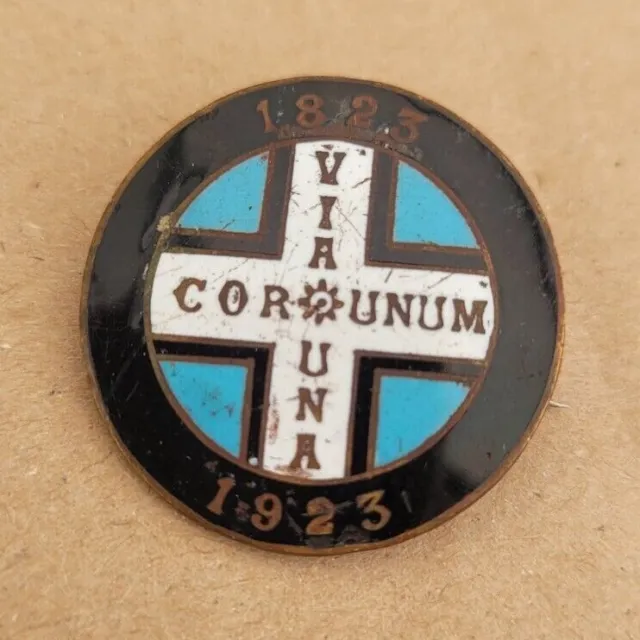 Viv Una Cor Unum 1823/1923 Ireland Vintage Enamel Badge