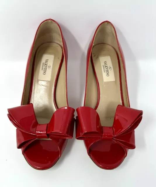 Valentino Garavani Red Patent Leather Open Toe Heels Statement Bows Size 35.5