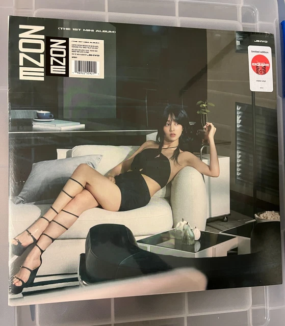 ZONE: 1st Mini Album＜限定盤/Melon Vinyl＞ ZONE: 1st Mini Album＜限定盤/Melon Vinyl＞ ZONE: 1st Mini