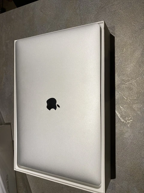 Apple MacBook Pro 15,4" Touch Bar (256GB SSD, Intel Core i7 7a generazione, 2,8 3