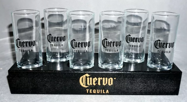 Cuervo Tequila 6x Shot Gläser Shots Kurze 2cl, 4cl Servier Tablett Holz Bar NEU