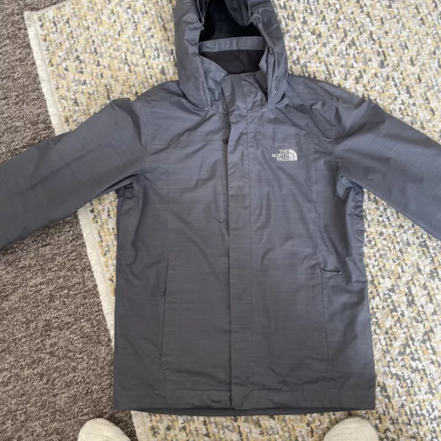 Men’s The North Face Grey Waterproof Coat Size Small