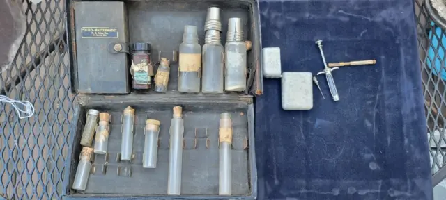Antique Medical Surgical Syringe, Metal Case. Parke Davis & Co. duro-mastermade