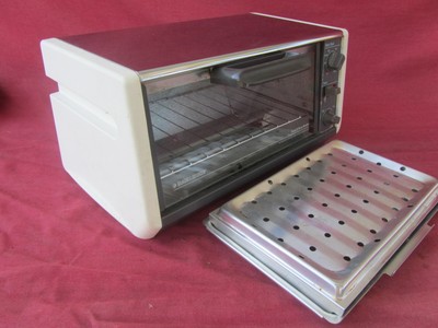 Black & Decker Spacemaker Toaster Oven