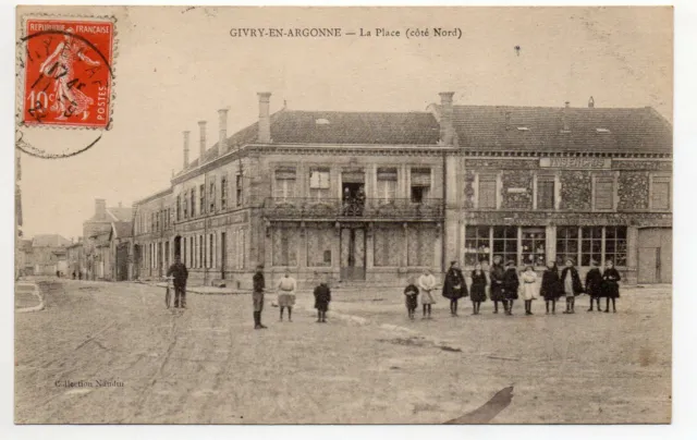 GIVRY EN ARGONNE - Marne - CPA 51 - la Place - café Restaurant Tabac Buvette