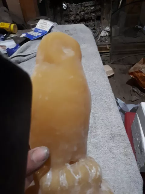 Molde de látex supercast de un pájaro piensa una owel
