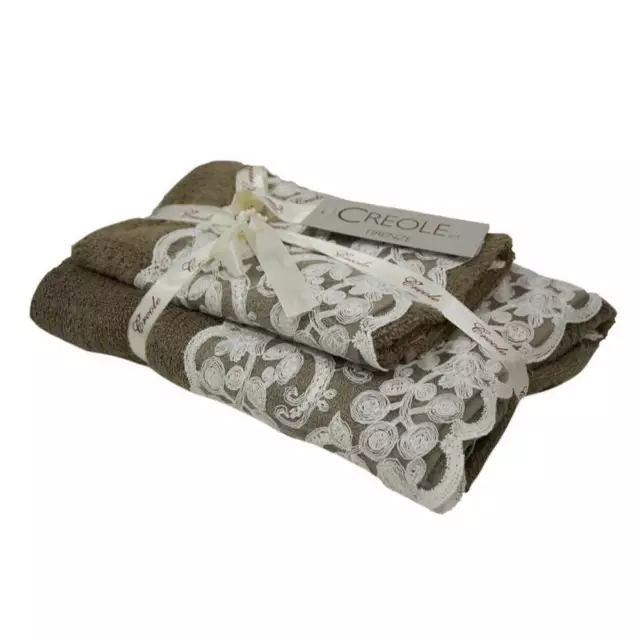 Pair of cotton towels with dove gray Elsa lace border