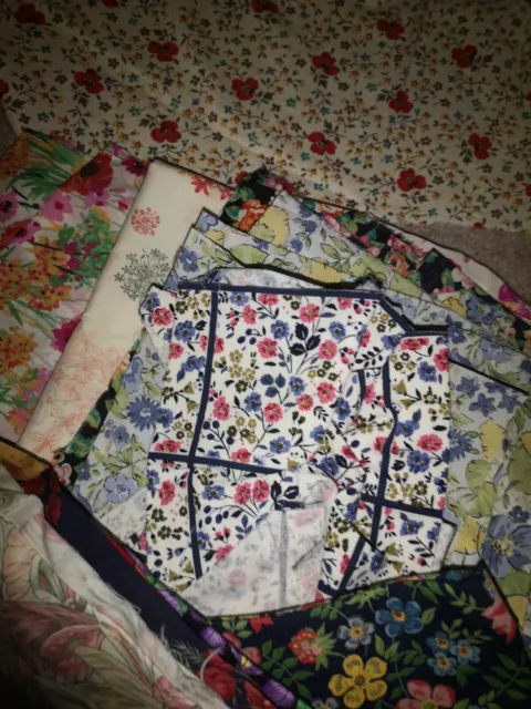 25 Pure Silk Square Vintage Sari Fabric remnants scrap Bundle Quilting lots  SL6