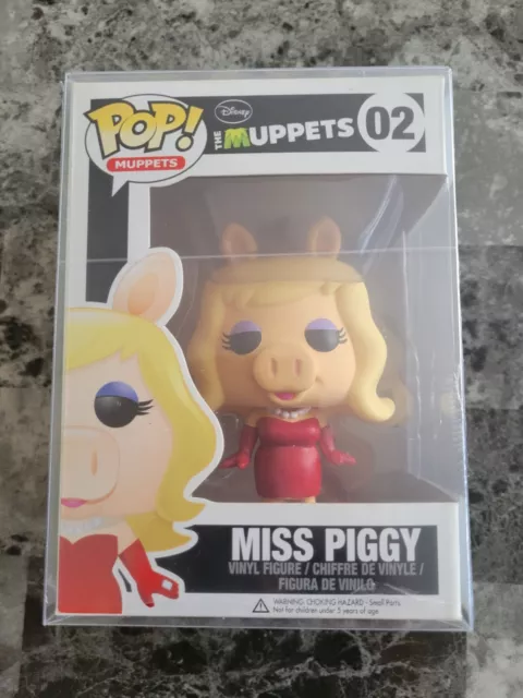 Funko POP! Disney: The Muppet Christmas Miss Piggy (Ms. Cratchit) 4.25-in  Vinyl Figure