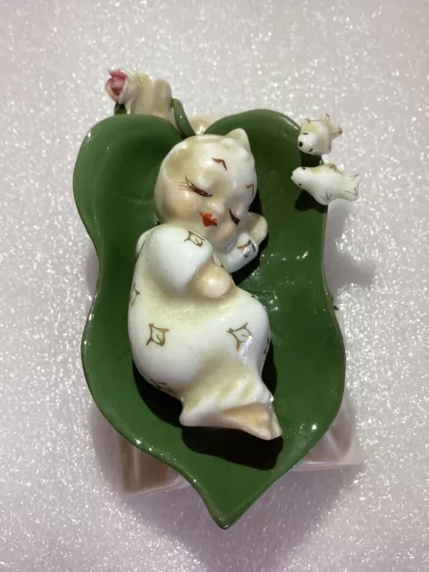 Vintage Hand Painted Japan Porcelain Figurine Sleeping Baby On A Leaf 1.5 X 3