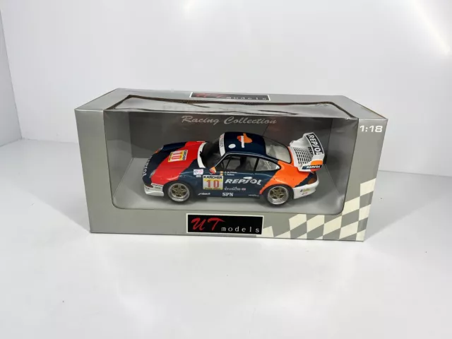 1:18 - UT Models - 39632 Porsche GT2 1996  // 7 K 585