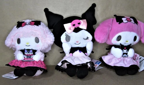 Kuromi - Borraccia in acciaio inox per ragazze, confezione con tazza Kuromi da 400 ml, per casa, scuola e sport, con adesivi e altro ancora, borraccia SANRIO con cannuccia