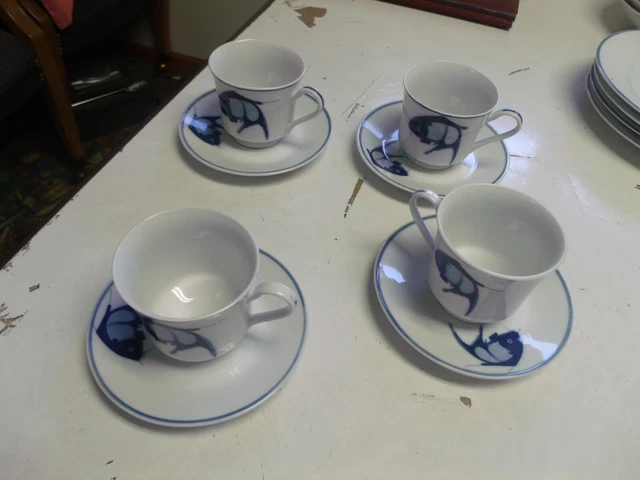 VTG Chinese Koi Fish Carp Blue White Porcelain Bowls