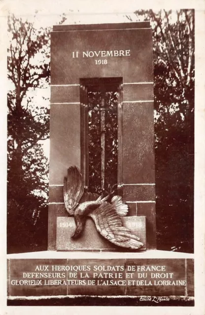 Forêt de COMPIEGNE - Monument du Matin - Clairière de l'Armistice