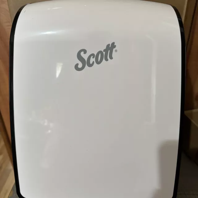 Scott 34830 Slim Fold Towel Dispenser White And Black