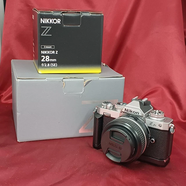 【ショット数59】Nikon Z fc 28/2.8 SE Kit CAMERA NIKON Z FC KIT 28MM F/2.8 | Amazon.com.br