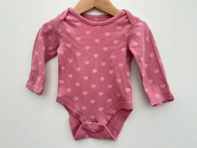 Pacchetto di abbigliamento per bambine età 0-3 mesi successiva cura materna John Lewis 5