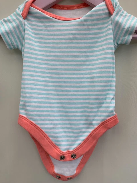 Pacchetto di vestiti per ragazze età 0-3 mesi successivo F&F George 4