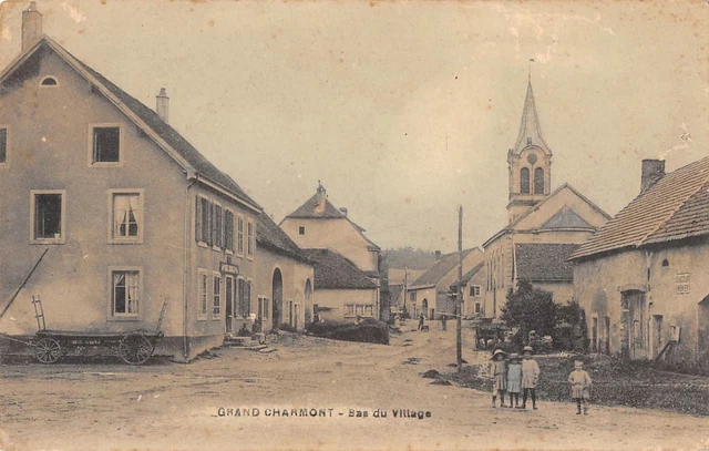 CPA 25 GRAND CHARMONT BAS DU VILLAGE (cliché pas courant