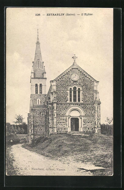 CPA Fontaines-sur-Saone - La Place de l'Eglise (1035741