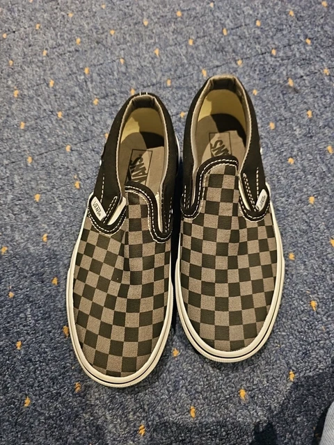 VANS KIDS BOYS Girls Slip on Black And Grey Off the Wall Size 2 Small Fit. 25.00 PicClick UK