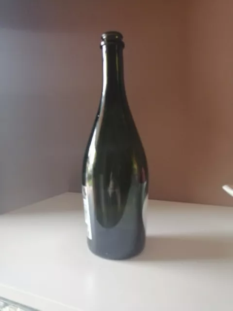 Bottiglie vino vuote per imbottigliare