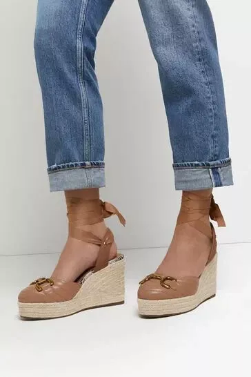 Nude wedge shoes uk sale
