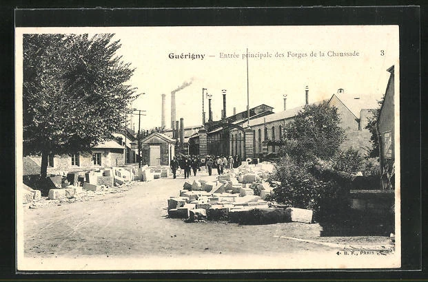 CPA Guérigny, Entrée des Forges de la Chaussade