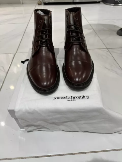 Russell and bromley skor on sale