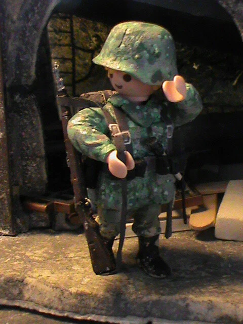 PLAYMOBIL PERSONNALISÉ OFFICIER De Grenadier Waffen France