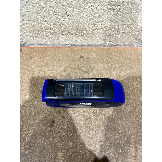 FREEPLAY ENERGY RANGER Self-Sufficient AM/FM Radio with Wind Crank ...