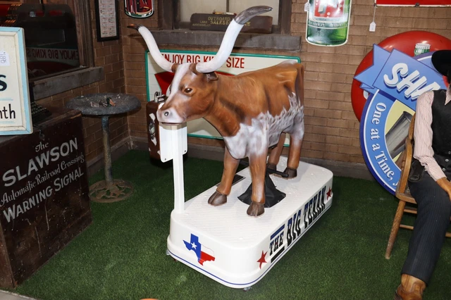 Custom Made Steer Longhorn "The Big Texan" Coin-Op Amusement Kiddie Ride 10c