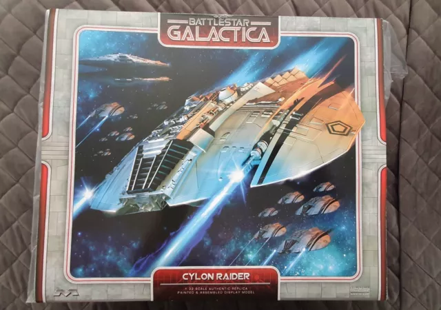 Battlestar Galactica 1978 Cylon Raider 1/32 Scale Probuilt By MOBIUS Models 2941