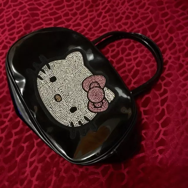 Borsa bauletto Camomilla Hello Kitty con Swarovski Vernice nera 2 tasche interne