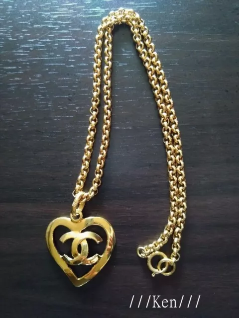 Chanel cc heart charm - Gem