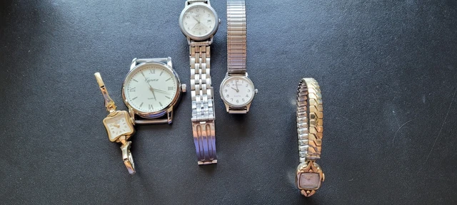 Armbanduhrenkonvolut Damen, 5 Stück, 3 x Junghans, für Bastler oder Ersatzteile