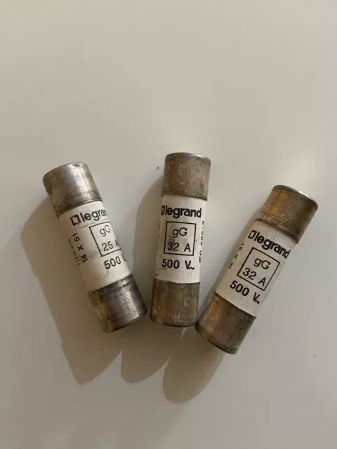 Lot De 3 Cartouches Fusible Legrand 14332 2/32A   1/25A 500V gG 14x51