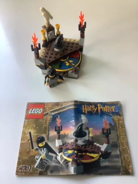 Lego 4701 Harry Potter Set : The Sorting Hat Complete set with instructions