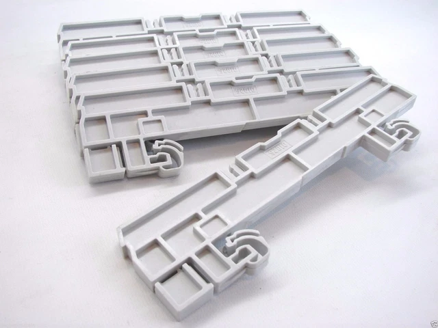 Allen-Bradley 141A-BCF1H Bus Bar Shroud Holder For Bus Bar Cover LOT OF 7  b216