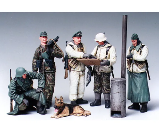 Tamiya WWII Figuren Set Deutsche Soldaten Befehlsausführung 1:35 Modellbau