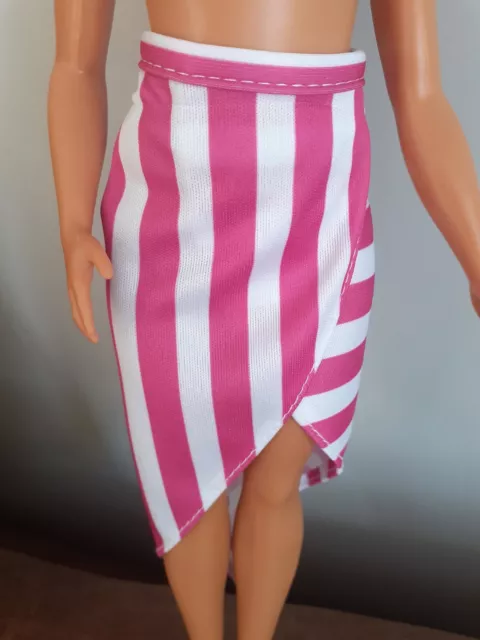 Barbie Doll Clothes. Fashionista #102 Curvy. Pink Stripe Skirt. Fab! NEW!!