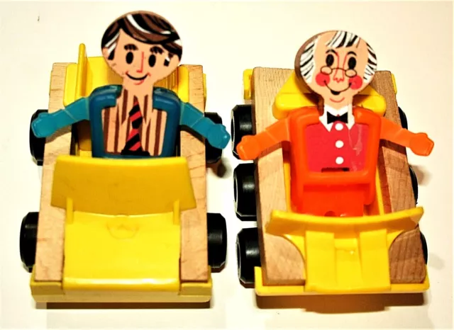 Vintage Generic Prototype? 1970 Plastic & Wooden People Play Set Car Estate Toy