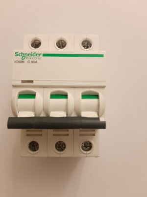 Acti9 iC60N disjoncteur 2P 4A courbe C ACTi Disjoncteur SCHNEIDER A9F77204 