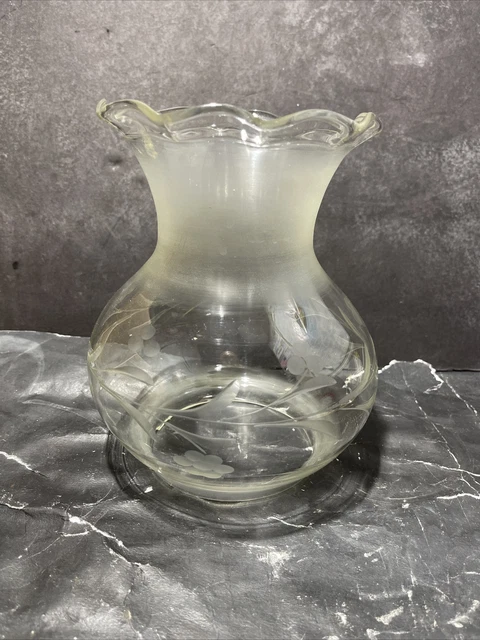 Antique etched Glass Oil Kerosene Gas Lamp 4 1/8” Base - 7 1/2” Tall Globe Shade