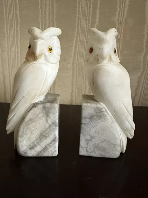 Vintage Pair Of White Alabaster Marble Owl Bird  Bookends Hand Carved Glass Eyes