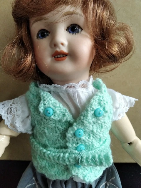 Robe de soirée bicolore pour poupée vintage | Nœud en dentelle
