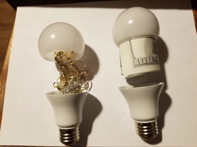 Light bulb Secret Hiding Spot- Diversion Safe Stash Can Hide Valuables!